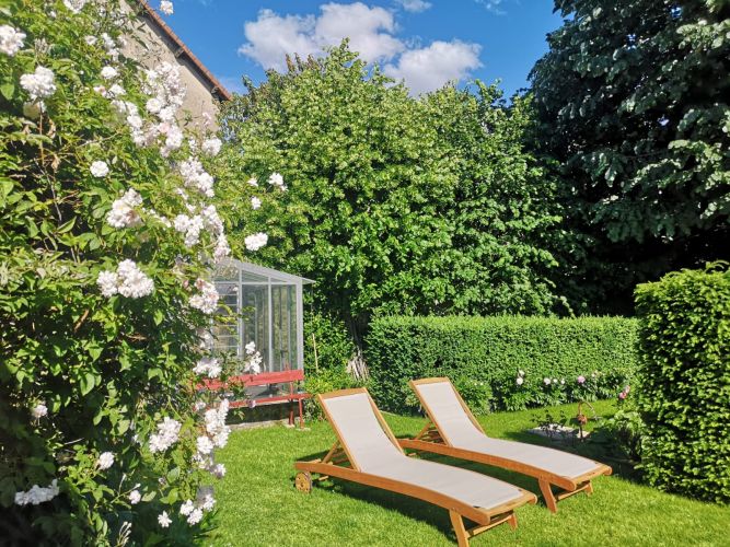 a3595d4e-c5f9-424f-b060-2a68f84b6785 4