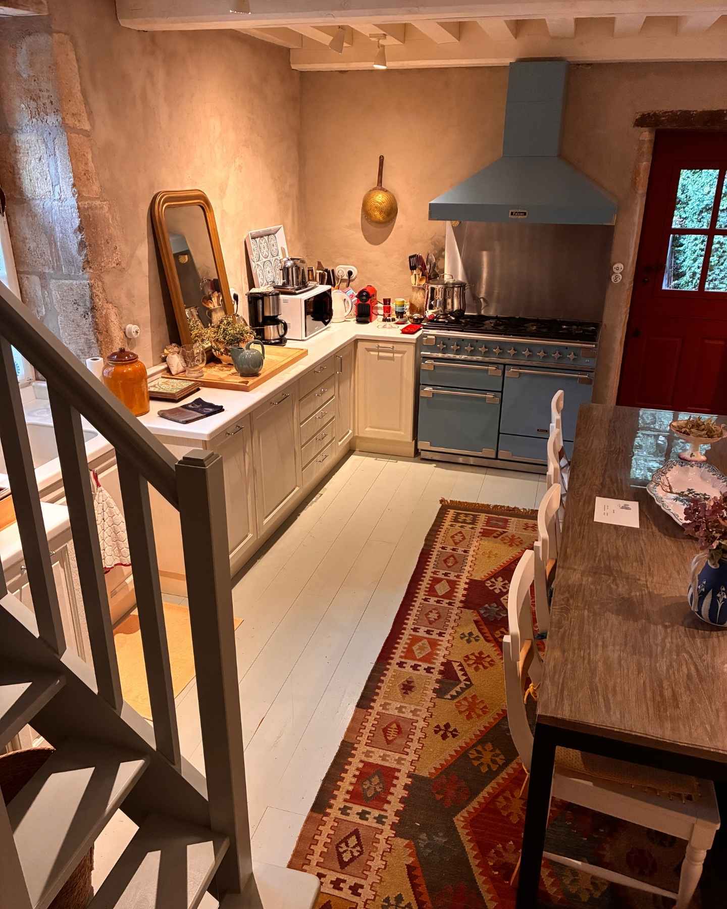 Maison d'invités cuisine 02